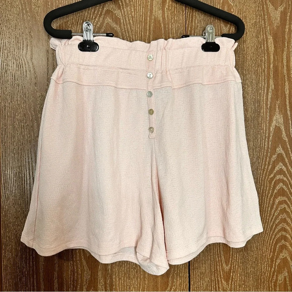 Pants - EST. 1946 Women's Shorts Medium Light Pink Ruffle Waist False Button Detailing